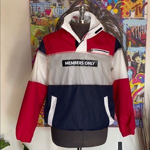 Men’s Members Only pull over